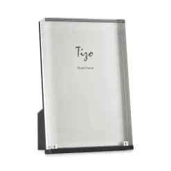 Brand new 😉 Tizo Lucite Easel Back 4" X 6" Picture Frame White 🎁